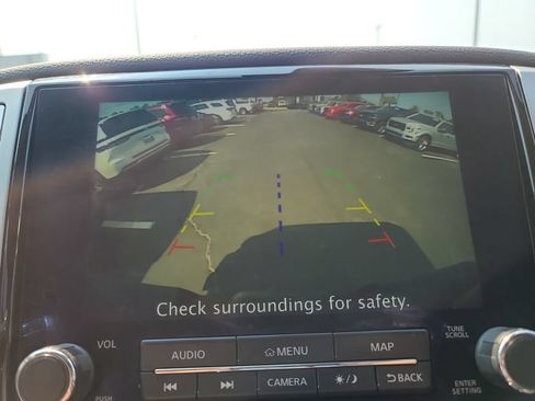 Used 2021 Nissan Titan SV w/ SV Convenience Package AWD/4WD image 22
