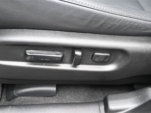 Certified 2022 Honda Pilot Touring image 29