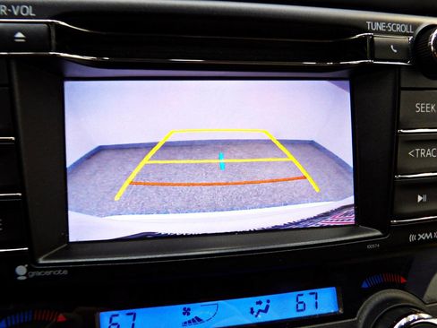 Used 2016 Toyota RAV4 XLE image 17