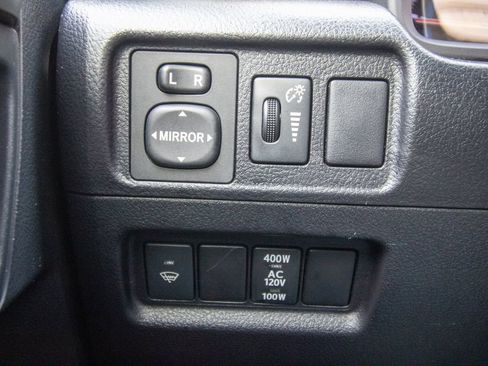 Used 2016 Toyota 4Runner SR5 Premium image 38