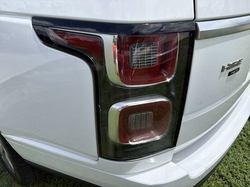 Used 2020 Land Rover Range Rover HSE AWD/4WD image 11