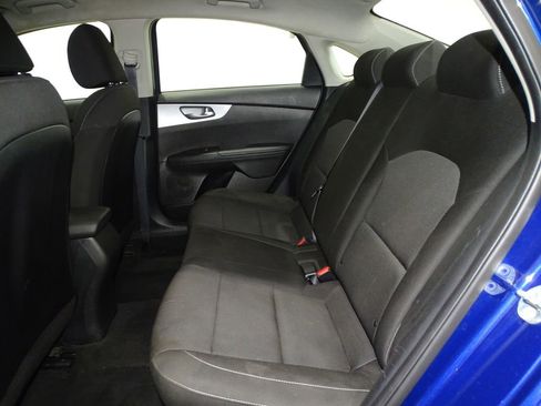 Used 2023 Kia Forte LXS image 11