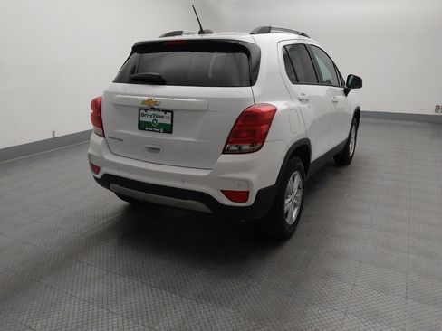 Used 2022 Chevrolet Trax LT w/ Driver Confidence Package AWD/4WD image 7