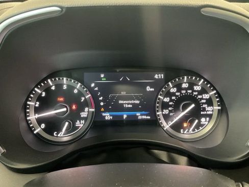 Used 2020 Toyota Highlander XLE image 14