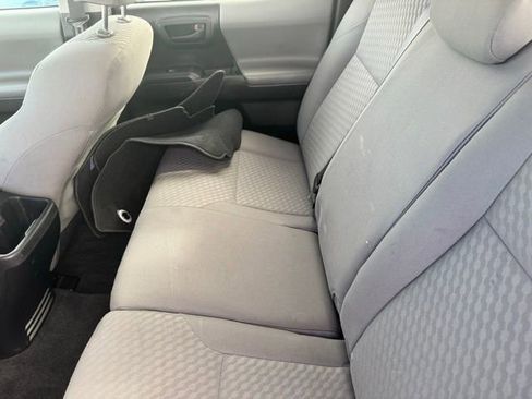 Certified 2020 Toyota Tacoma SR image 7