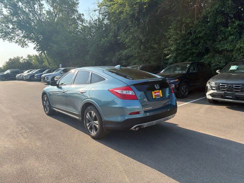 Used 2015 Honda Crosstour EX-L image 3