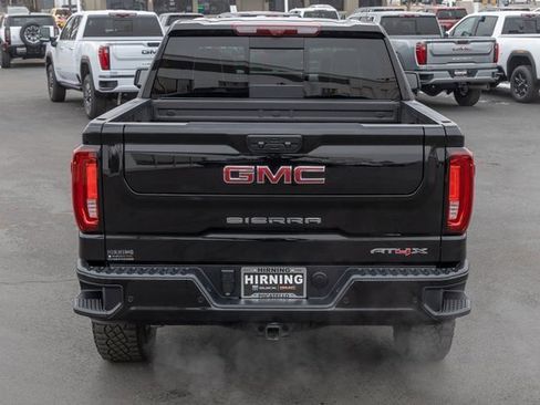 Used 2025 GMC Sierra 1500 AT4X image 27