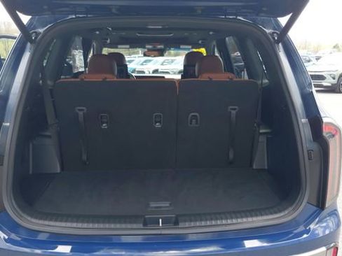 Used 2023 Kia Telluride EX X-Line image 27
