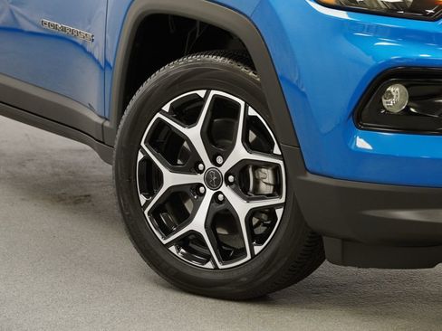 Certified 2026 Jeep Compass Limited AWD/4WD image 4