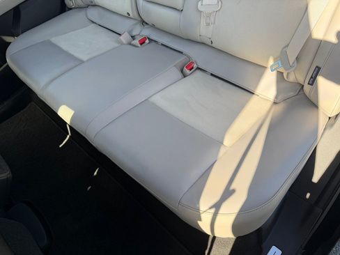 Used 2024 Nissan Ariya AWD image 42