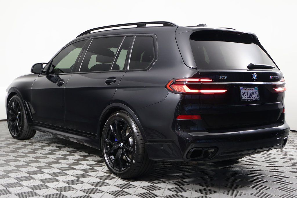 Certified 2025 BMW X7 M60i w/ M Sport Professional Package AWD/4WD image 6