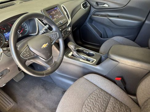 Used 2024 Chevrolet Equinox LT FWD image 11