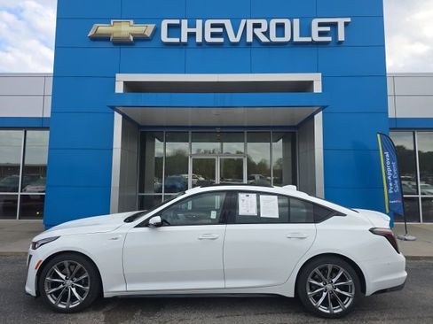 Used 2024 Cadillac CT5 V w/ Super Cruise 2 Package RWD image 2
