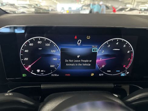 Used 2025 Mercedes-Benz GLA 250 4MATIC image 15