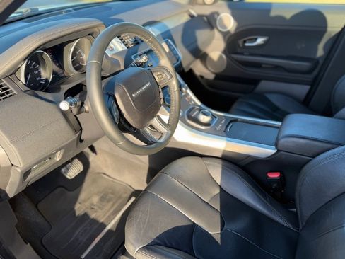 Used 2015 Land Rover Range Rover Evoque Pure Plus image 9