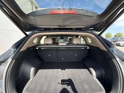 Used 2021 Hyundai Tucson Limited FWD image 22