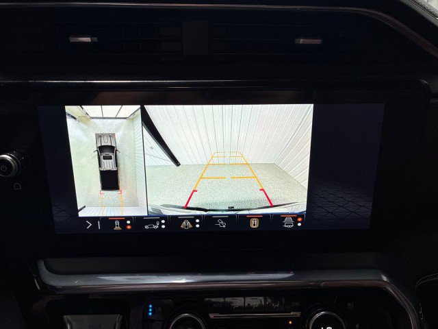 Used 2025 GMC Sierra 2500 Denali Ultimate w/ Max Trailering Package AWD/4WD image 20