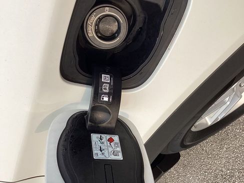 Used 2025 Ford Explorer Active w/ Active Comfort Package image 20