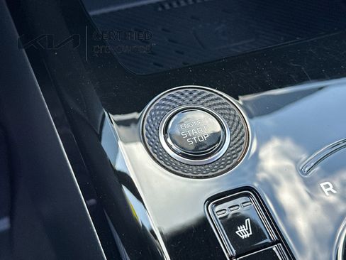 Certified 2024 Kia Niro EX FWD image 24