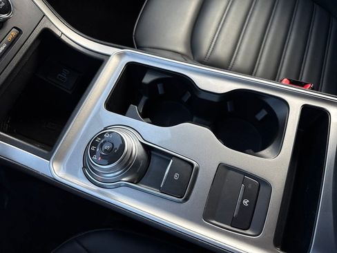 Certified 2024 Ford Edge SEL w/ Convenience Package image 21