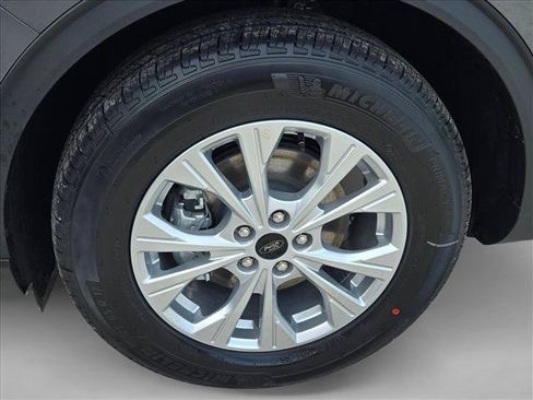 New 2026 Ford Escape Active w/ Tech Pack #1 FWD image 9