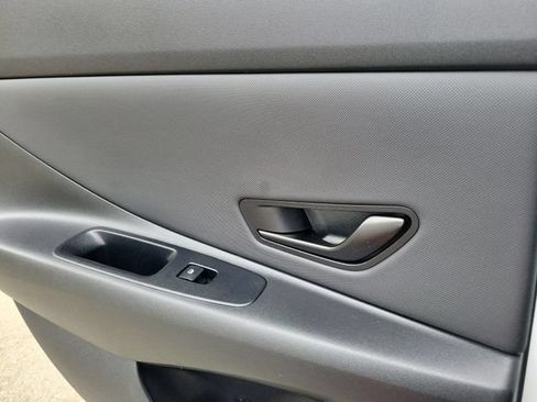 New 2026 Hyundai Elantra Sport FWD image 22