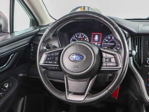 Used 2023 Subaru Outback Premium image 12