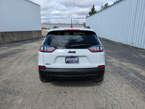 Used 2021 Jeep Cherokee Latitude Plus image 4