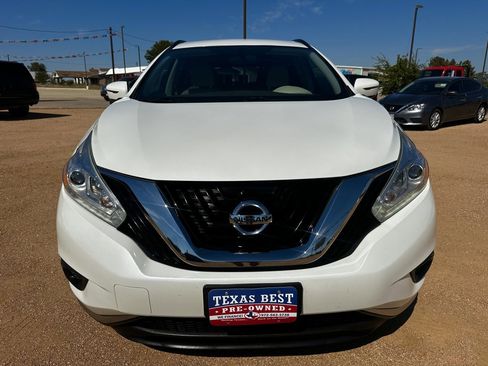 Used 2017 Nissan Murano SV image 2