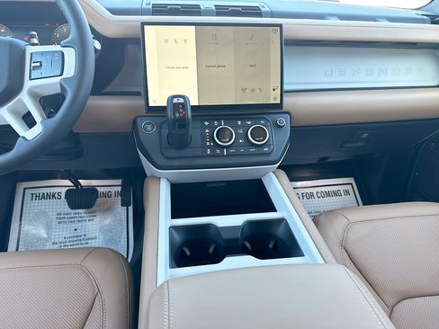 New 2026 Land Rover Defender 110 S image 18