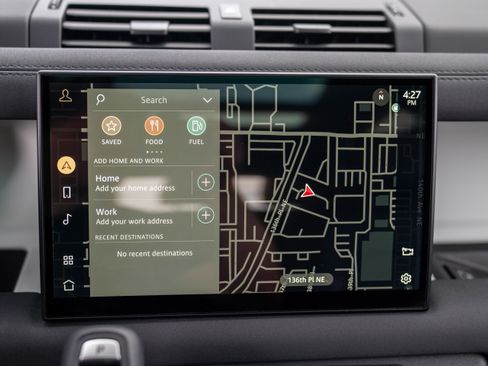 Used 2022 Land Rover Defender 90 X-Dynamic S image 21