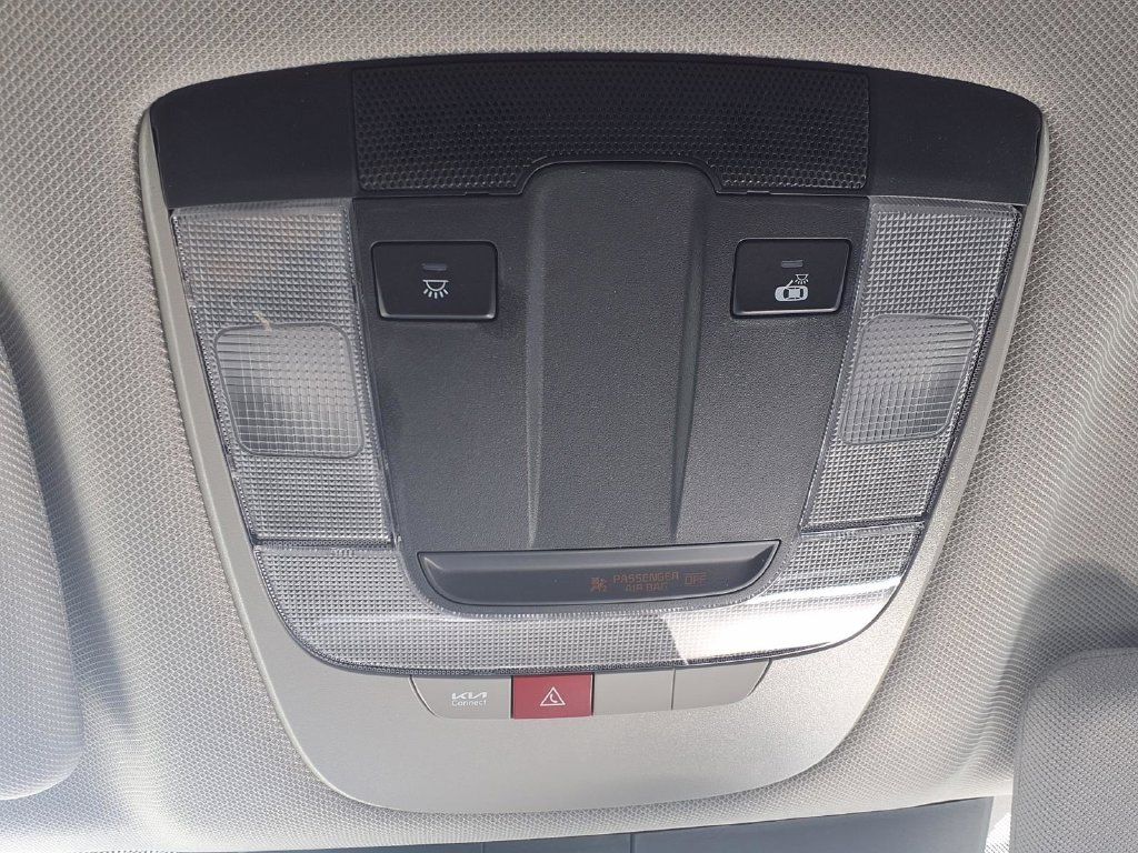 Certified 2026 Kia Sorento LX FWD image 8
