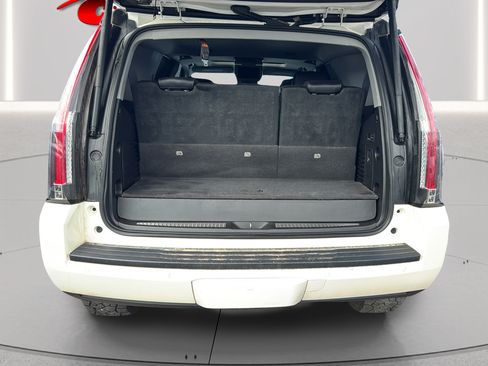 Used 2015 GMC Yukon SLT w/ Open Road Package AWD/4WD image 21