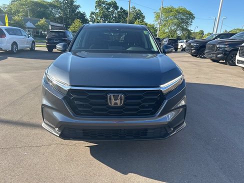 Used 2024 Honda CR-V EX image 2