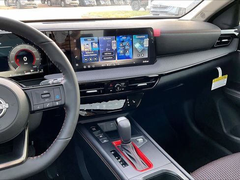 New 2026 Nissan Kicks SR w/ SR Premium Package image 6