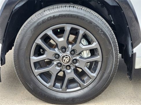 Used 2026 Toyota Sequoia Platinum image 8