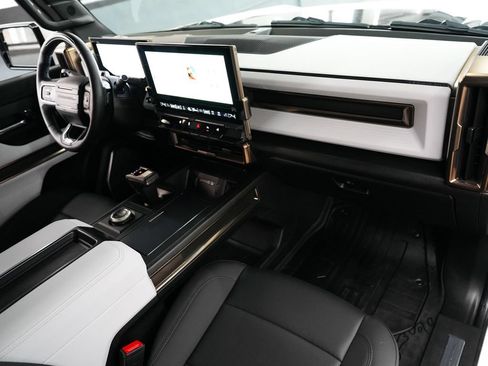 Used 2024 GMC Hummer EV 2X AWD/4WD image 37