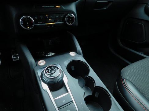 Used 2024 Ford Escape ST-Line image 29