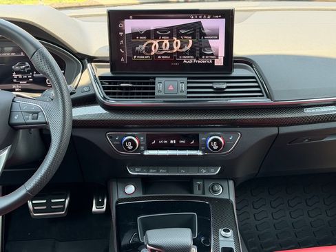 Certified 2023 Audi SQ5 Premium Plus w/ Premium Plus Package AWD/4WD image 24