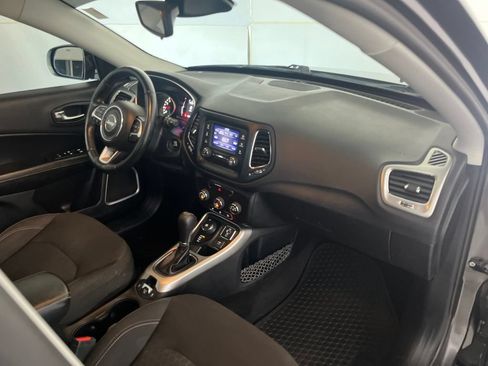 Used 2018 Jeep Compass Sport w/ Cold Weather Group AWD/4WD image 19
