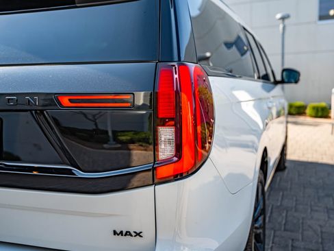 Used 2025 Ford Expedition Max Platinum w/ Stealth Appearance Package AWD/4WD image 15
