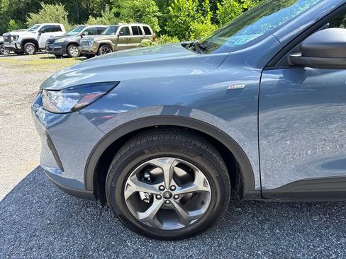 Used 2026 Ford Escape ST-Line w/ Cold Weather Package AWD/4WD image 6