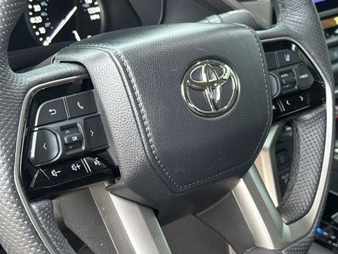 Used 2023 Toyota Tundra Limited AWD/4WD image 21