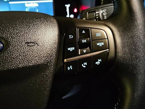 New 2025 Ford Maverick Lariat w/ 4K Tow Package image 17