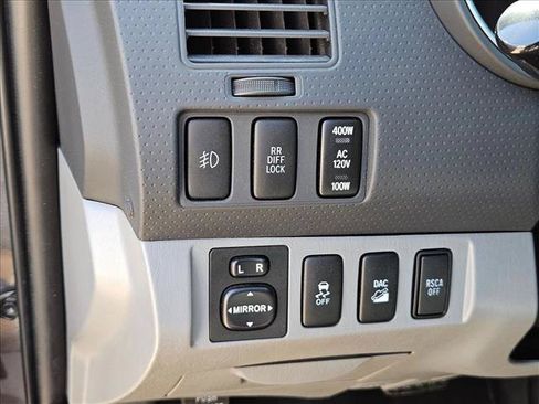 Used 2012 Toyota Tacoma 4x4 Double Cab w/ TRD Off-Road Pkg image 23