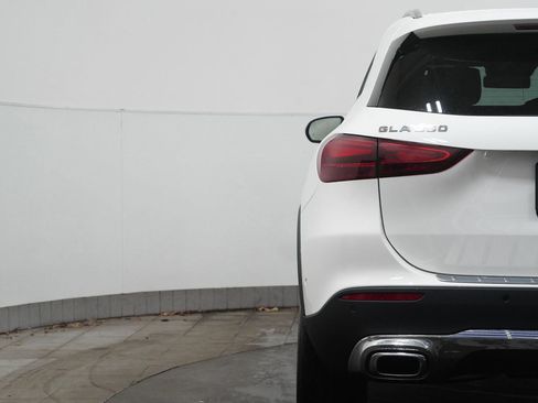 New 2026 Mercedes-Benz GLA 250 4MATIC image 14