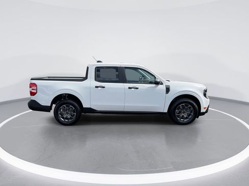 New 2026 Ford Maverick XLT w/ Equipment Group 301A AWD/4WD image 9