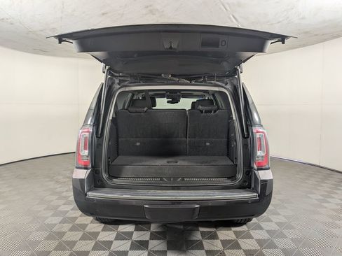 Used 2018 GMC Yukon Denali w/ Denali Ultimate Package image 9