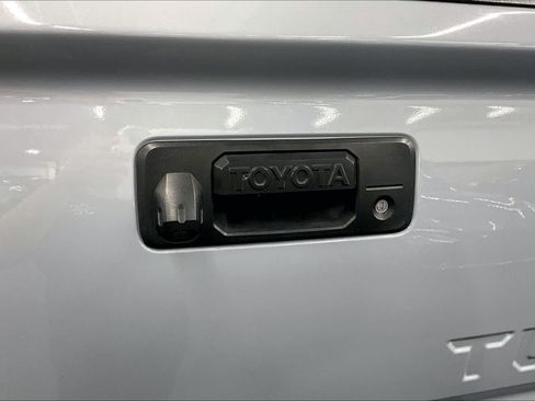 Used 2018 Toyota Tundra SR5 w/ TRD Off Road Package AWD/4WD image 30