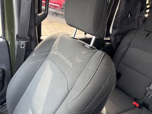 Used 2021 Jeep Wrangler Unlimited Sahara image 13